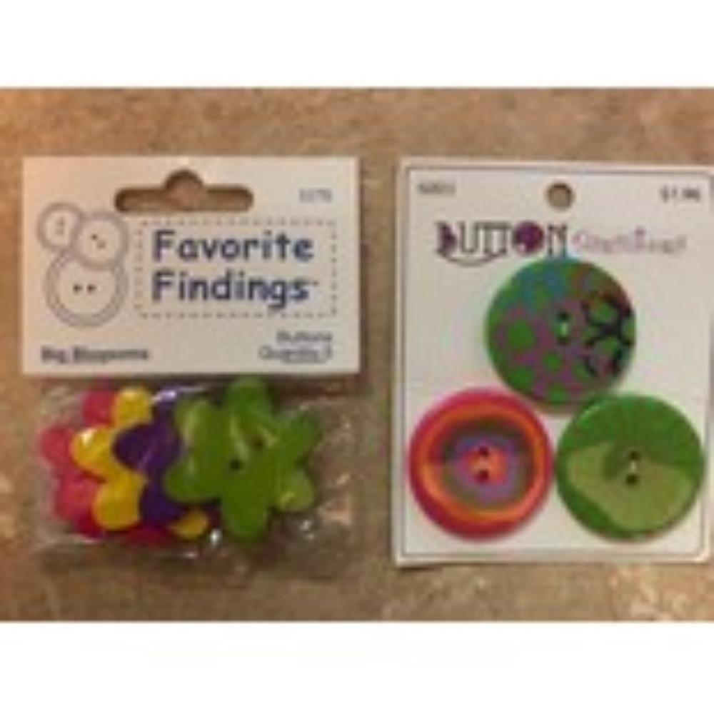 Favorite Findings Buttons & Button Sensations LOT